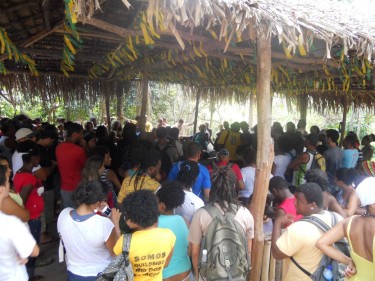 Plenario en Quilombo Rio dos Macacos. Foto compartida por Poliana Rebouças en Facebook.